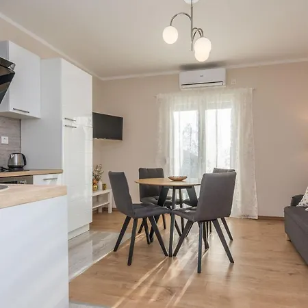 Star - Free Private Parking Appartement Zadar